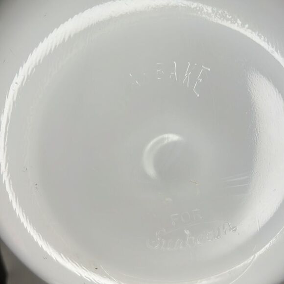 Glasbake For Sunbeam White Glass Bowl 3 1/2 Quarts - Picture 5 of 5